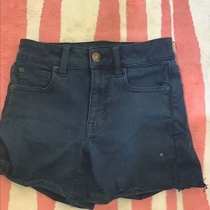 Girls American Eagle black Jean shorts, size 00.
